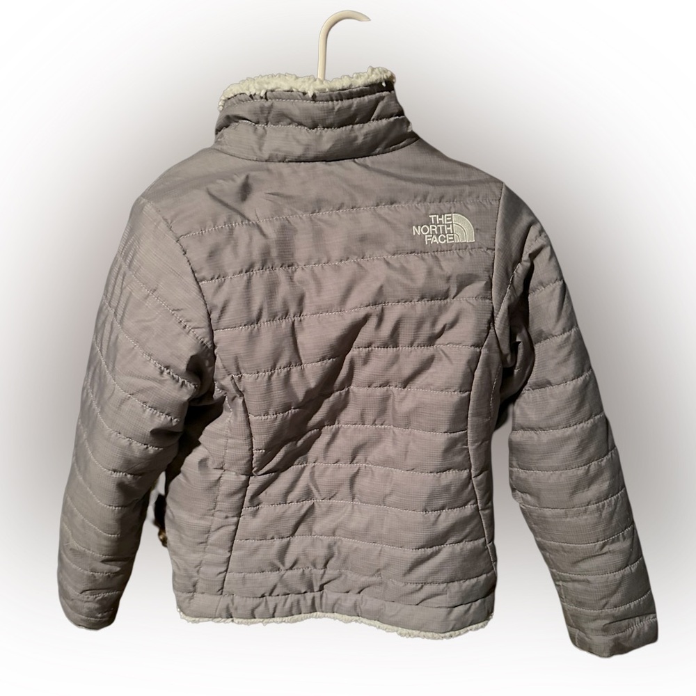 Girls THE NORTH FACE REVERSIBLE MOSSBUD SWIRL JACKET GIRLS
Size 5
